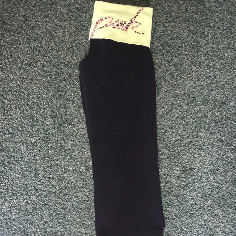 Victoria's Secret Pink Cropped Yoga Pants